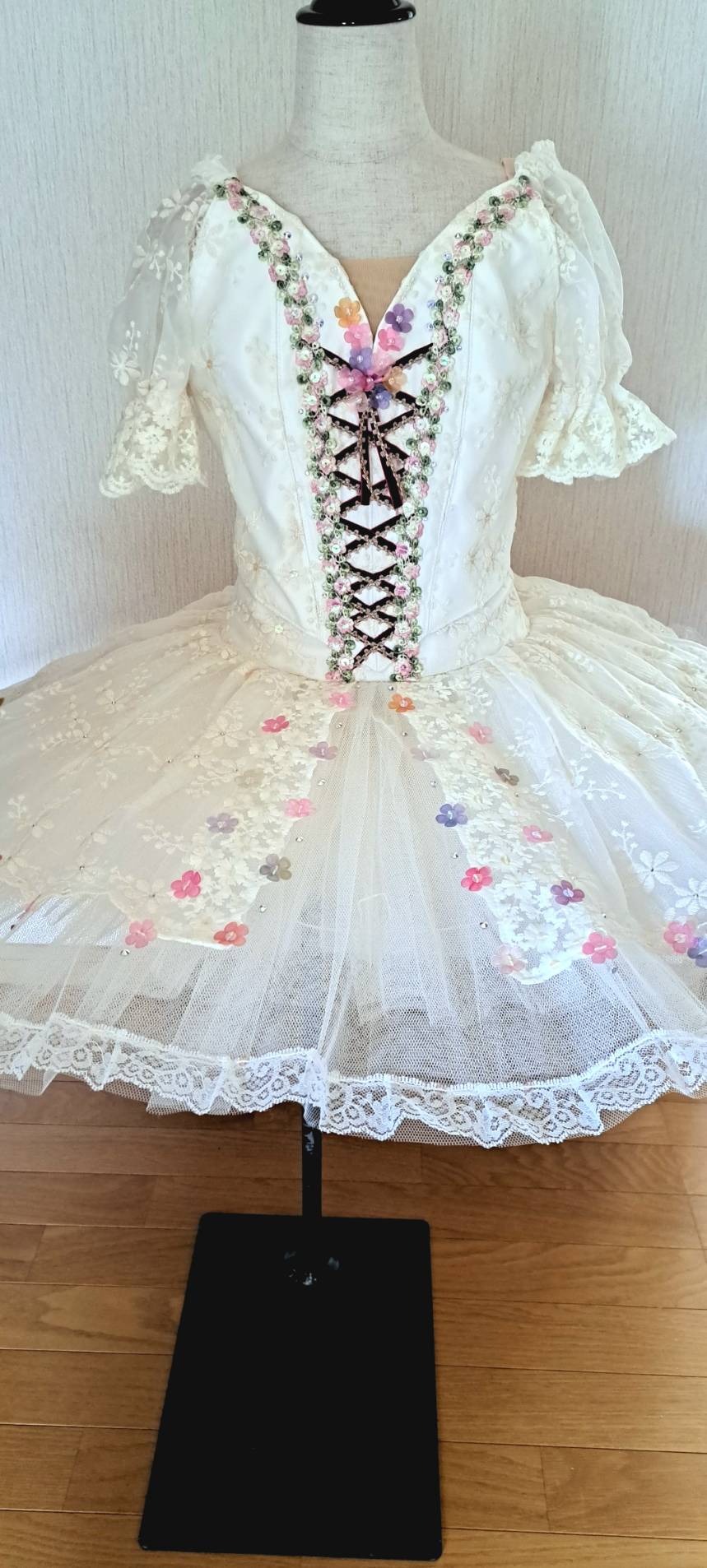 岡村明日香さん Atelier Asuka(バレエ衣裳製作)